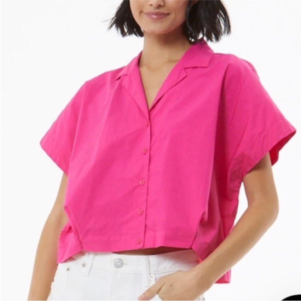 RACHEL ZOE HOT PINK SHORT SLEEVE SATIN BOXY BUTTON TOP M